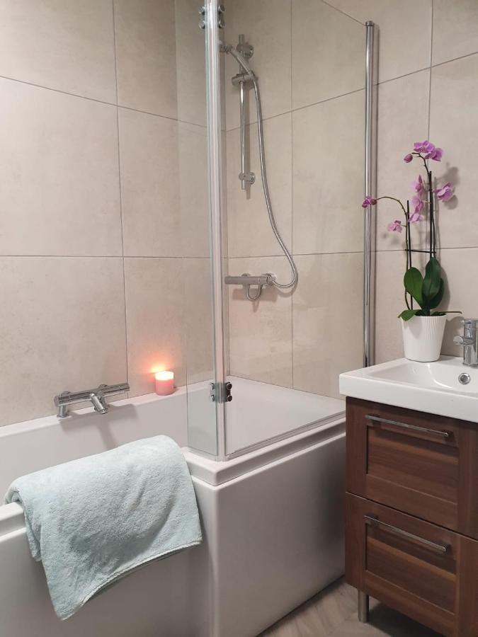 The Plaza Suites High St Bangor Bagian luar foto